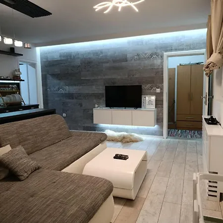 Apartament Cozy With Garden